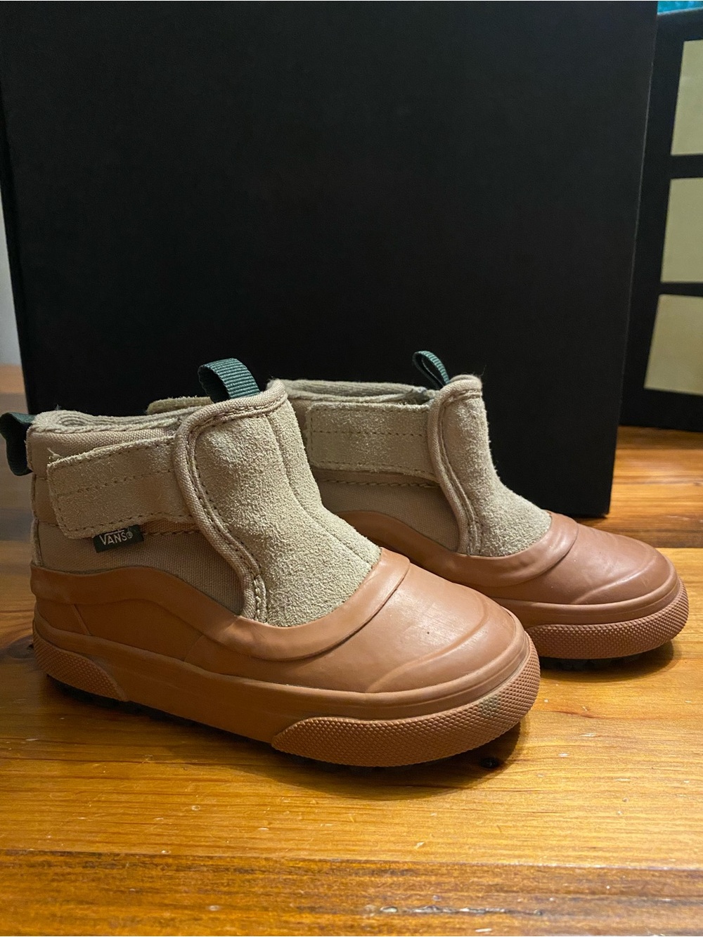 Vans Toddler Tan and Brown Waterproof Boots